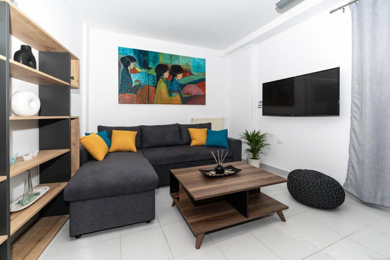 Maisonette Near Center Maisonette *